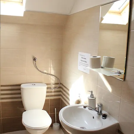 Πανσιόν Anna 3*